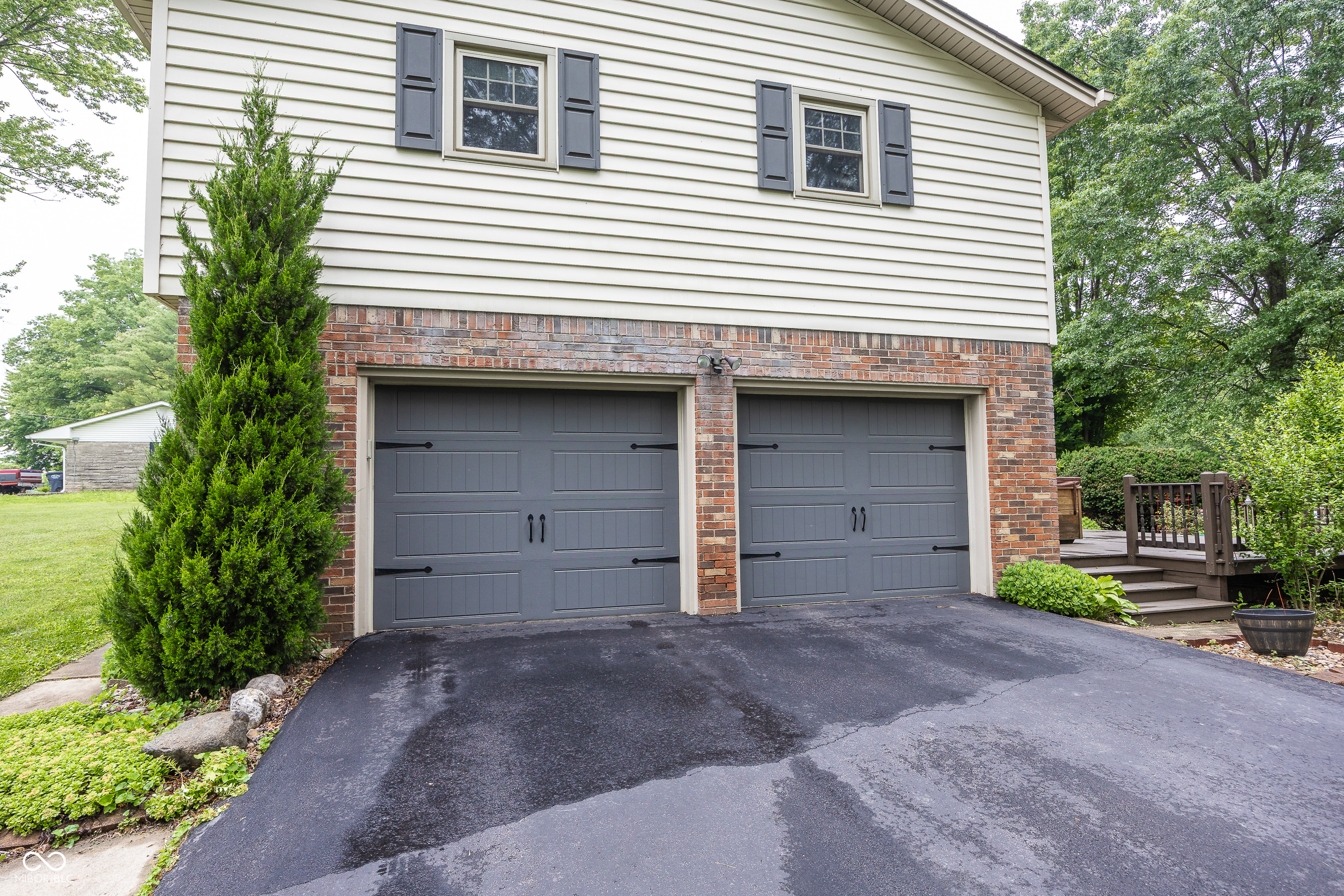 2457 N Centerline Road