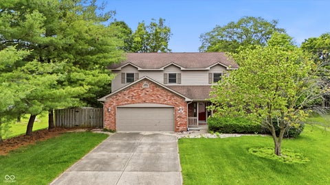 Photo of 404 Tara Circle, Greenwood, IN 46142 (MLS # 22105597)