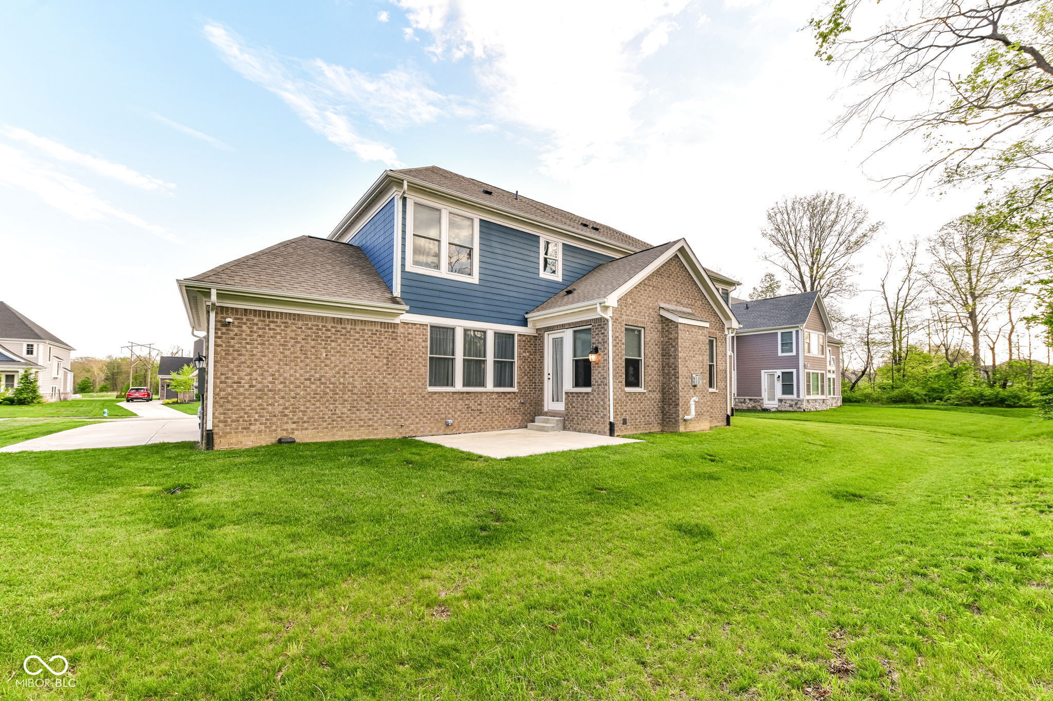 14746 Autumn View Way
