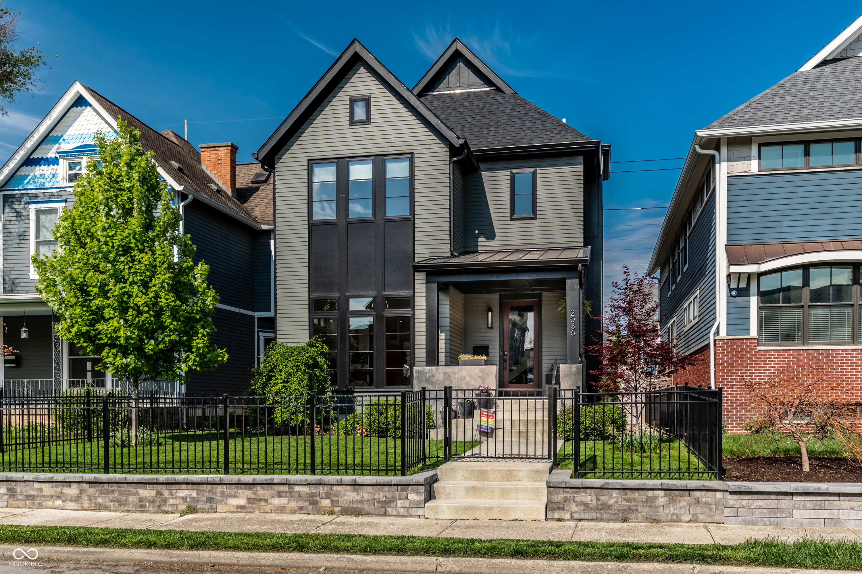 2036 Central Avenue