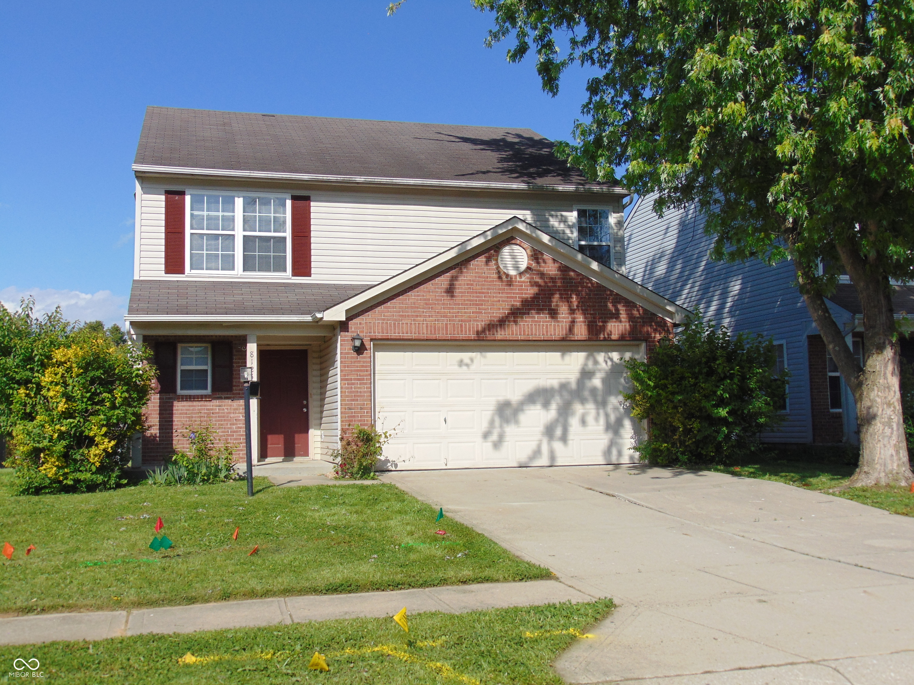 8125 Maple Stream Lane