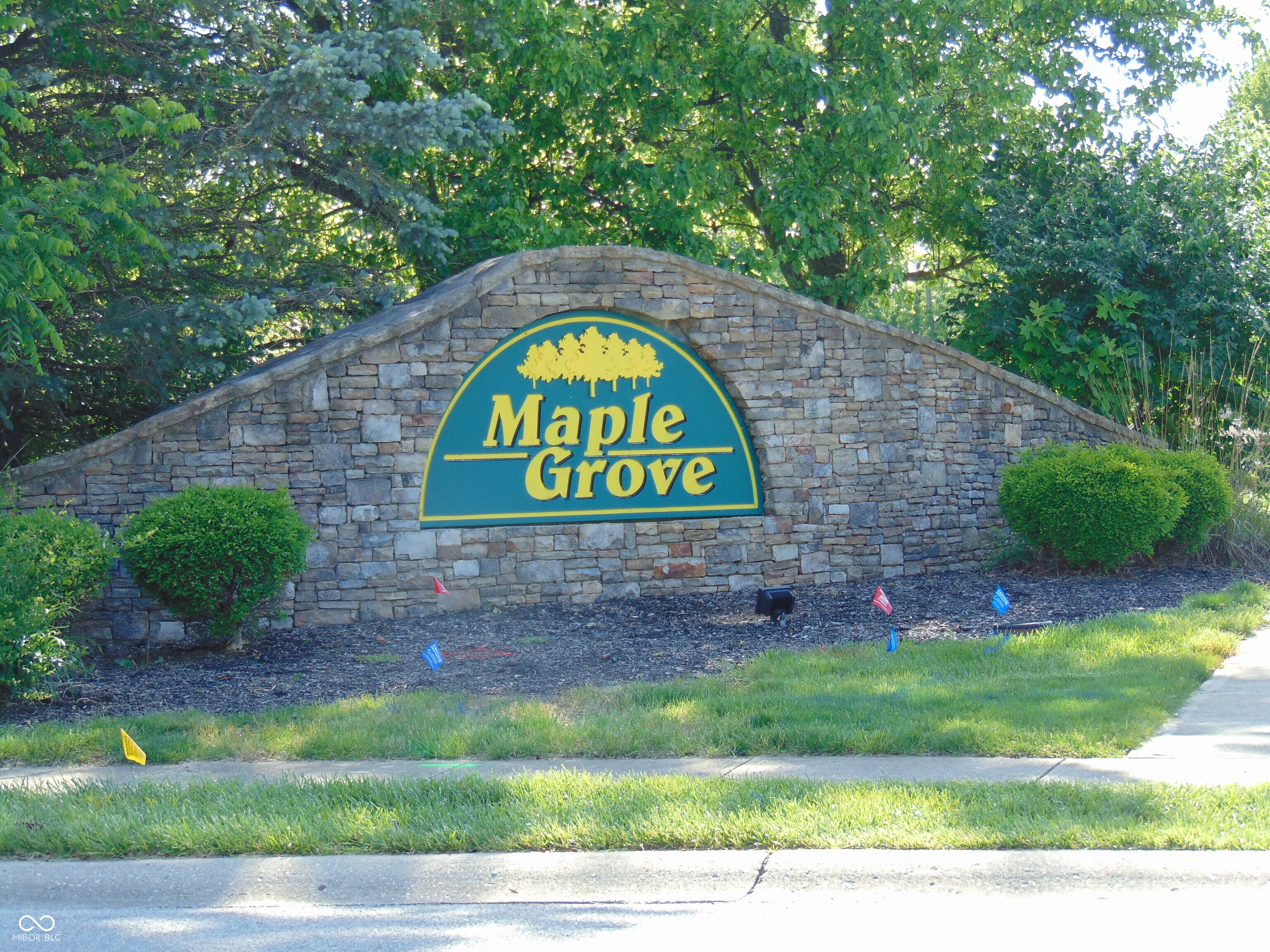 8125 Maple Stream Lane
