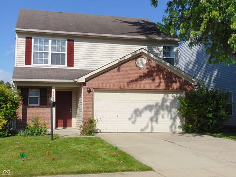 Photo of 8125 Maple Stream Lane, Indianapolis, IN 46217 (MLS # 22092303)