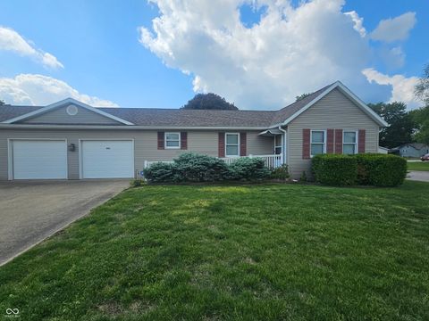 Photo for 302 E Lewis Lane