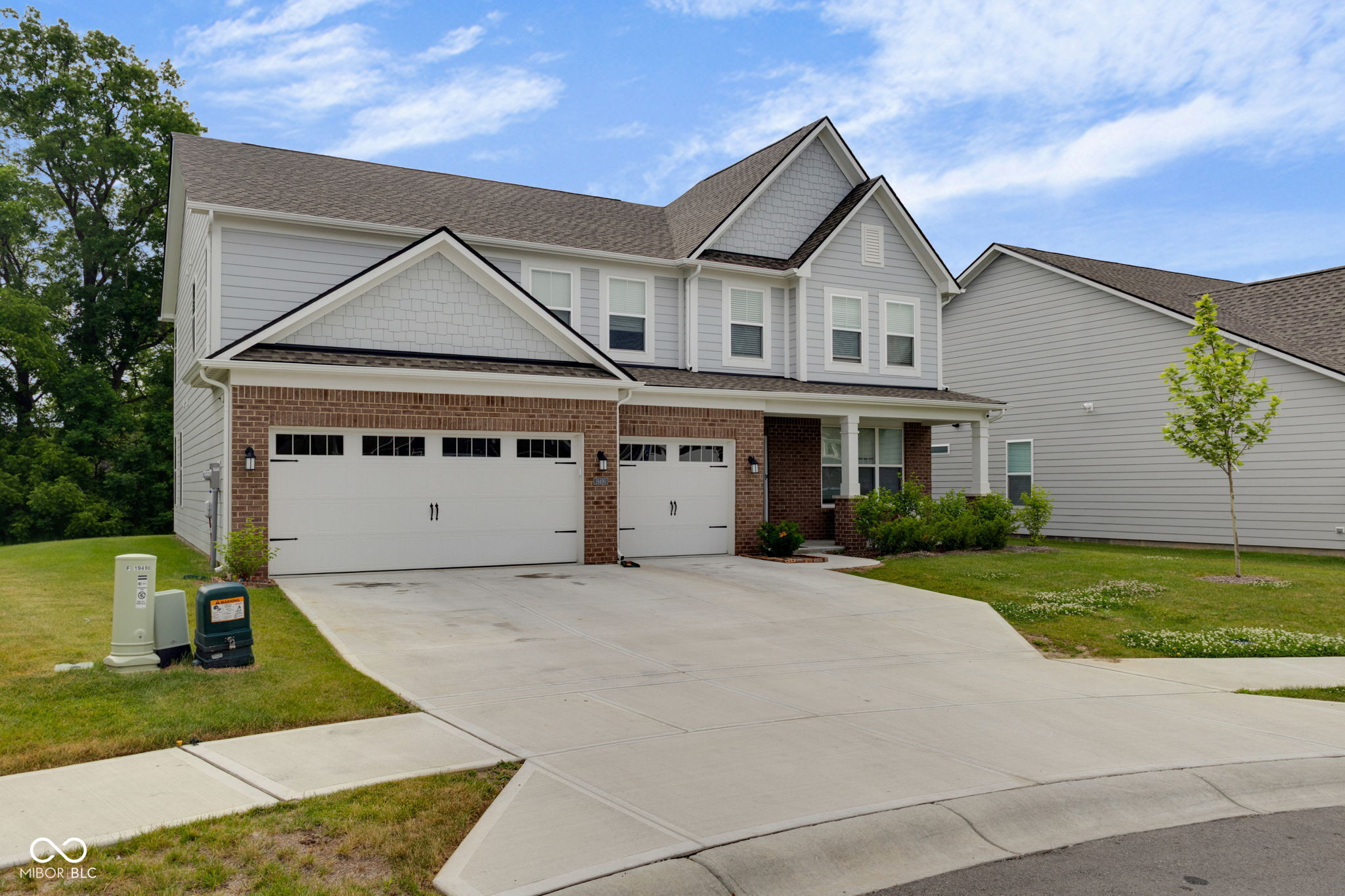 19490 Honeylocust Glen