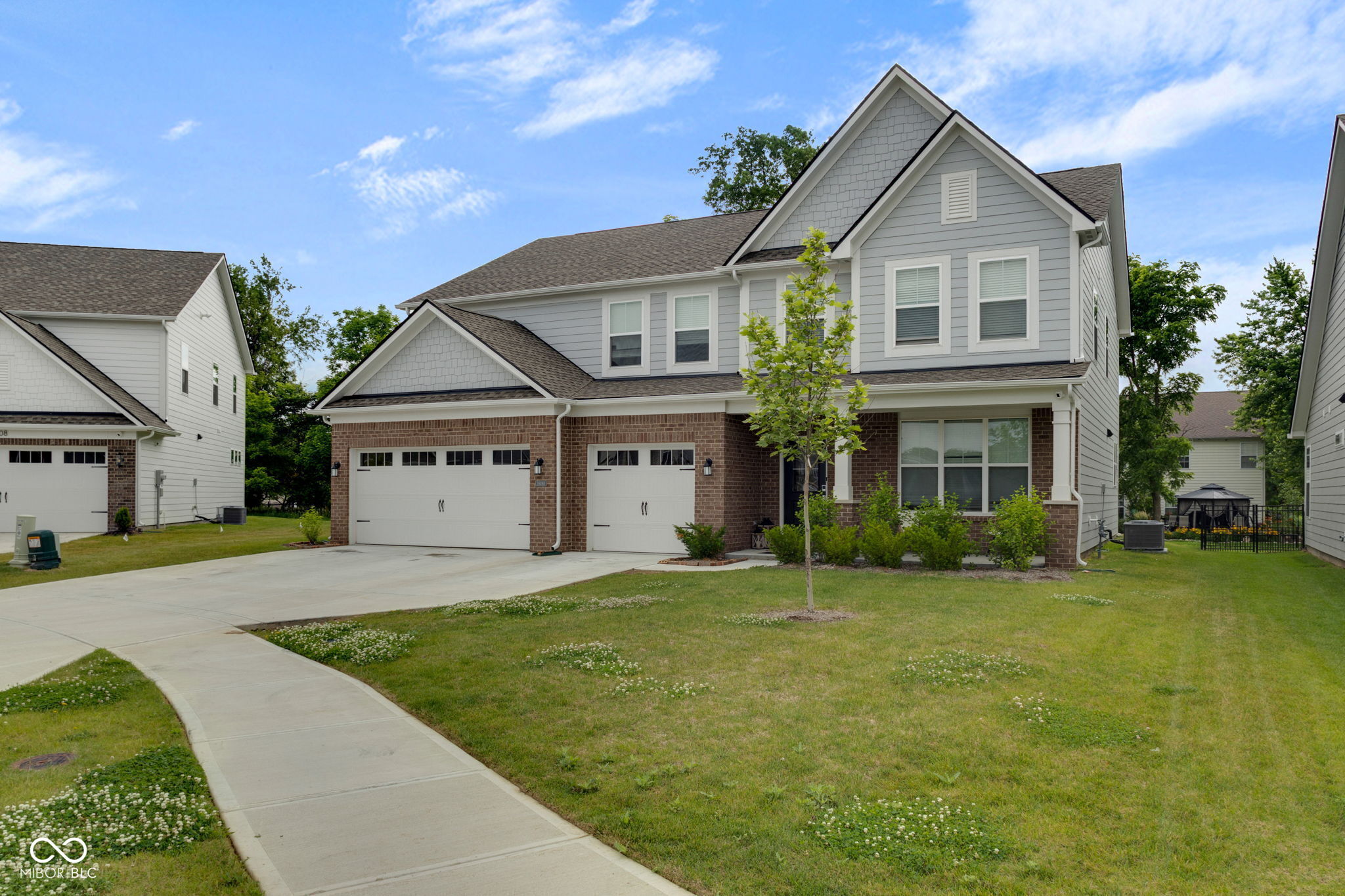 19490 Honeylocust Glen