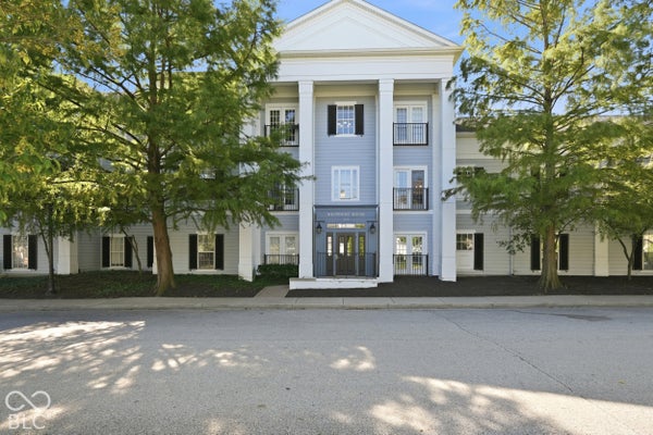 2121 GRENVILLE ST APT 1B, CARMEL, IN 46032 - Image 7f7d345c3d994622f8de983ad4eef01c/2289795067