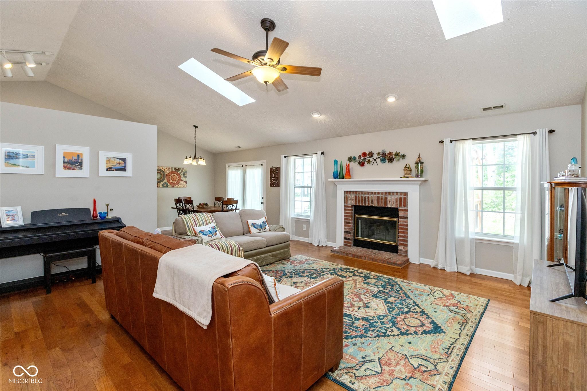 360 Grove Court