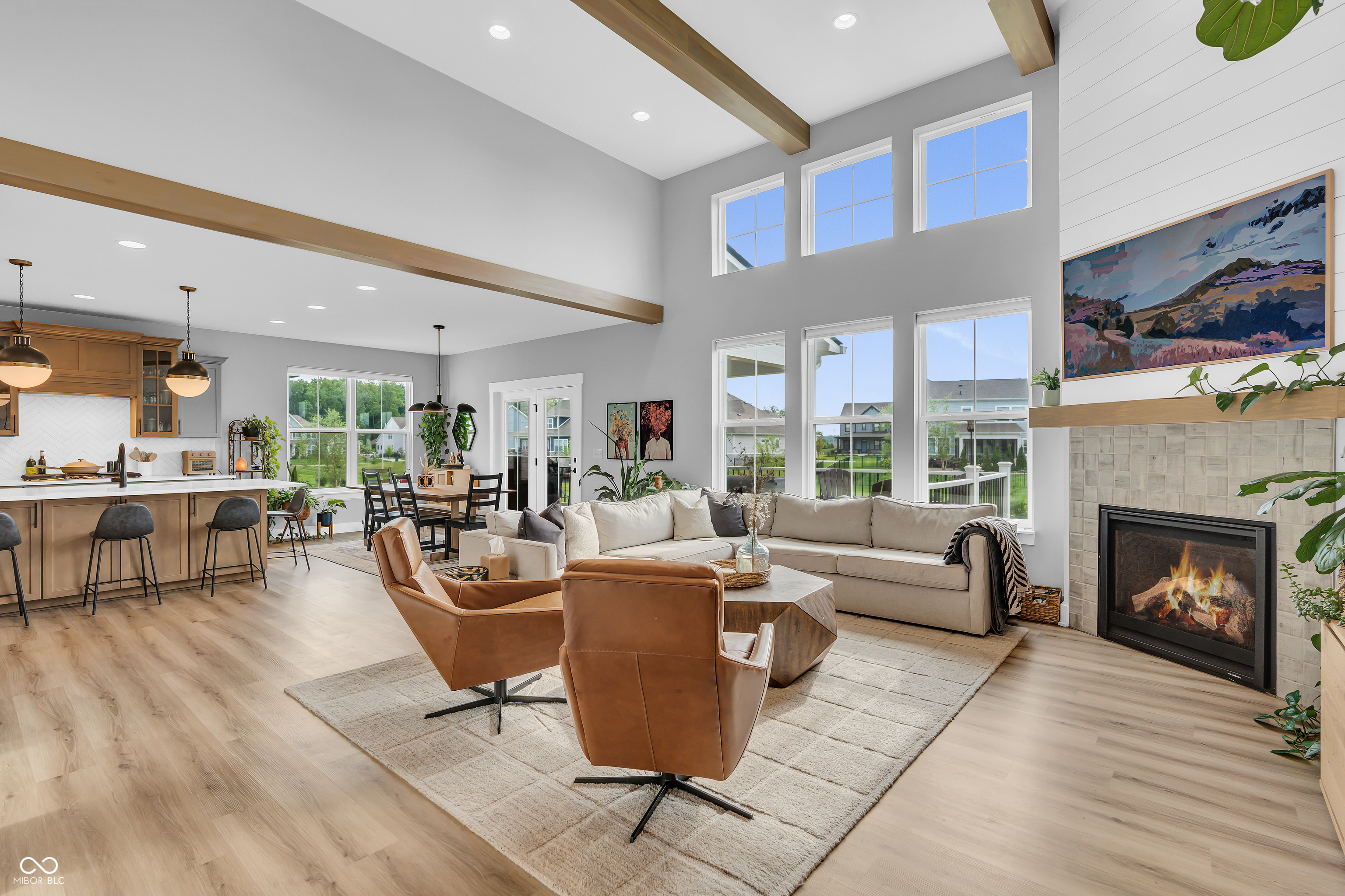 3965 Idlewind Drive