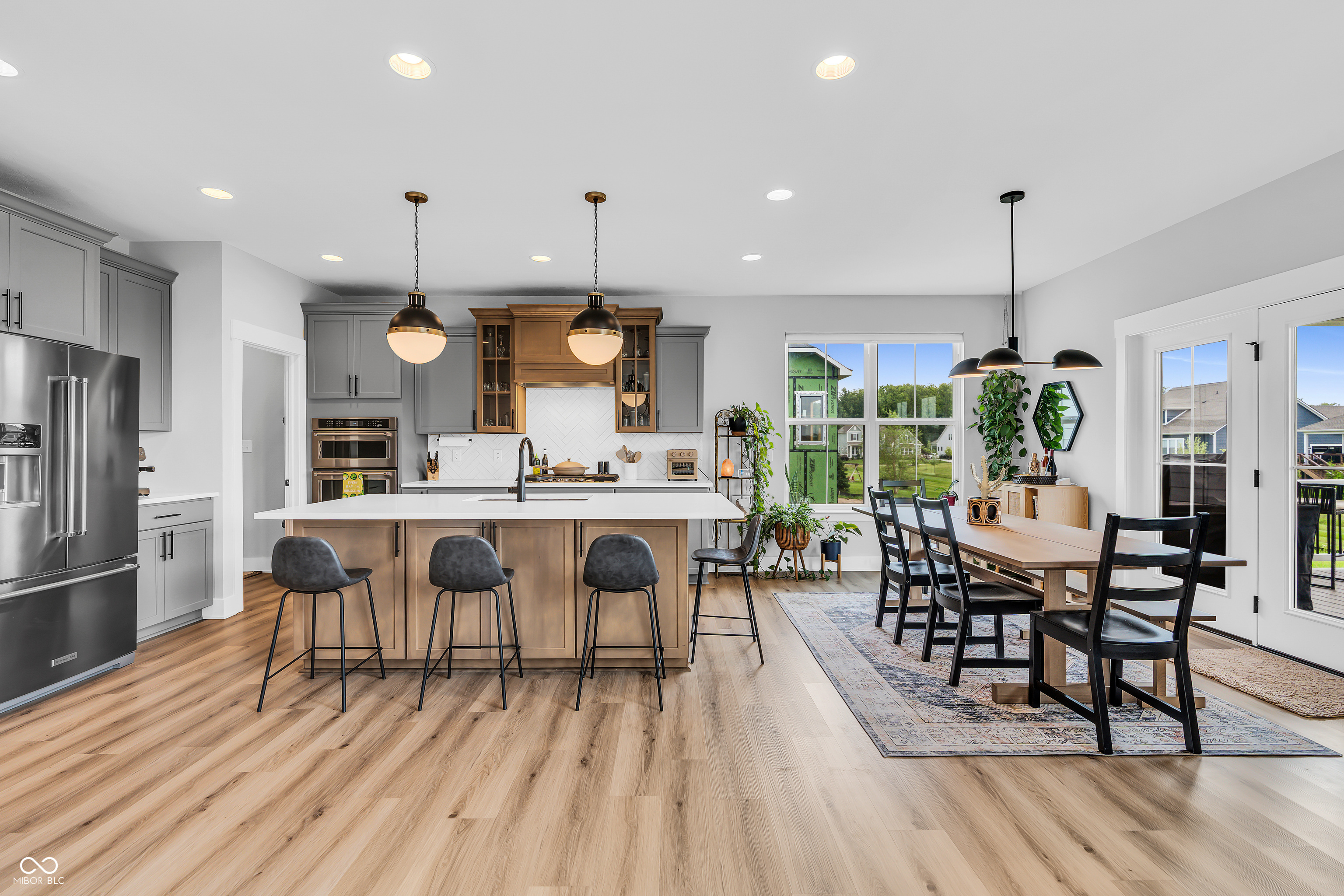 3965 Idlewind Drive