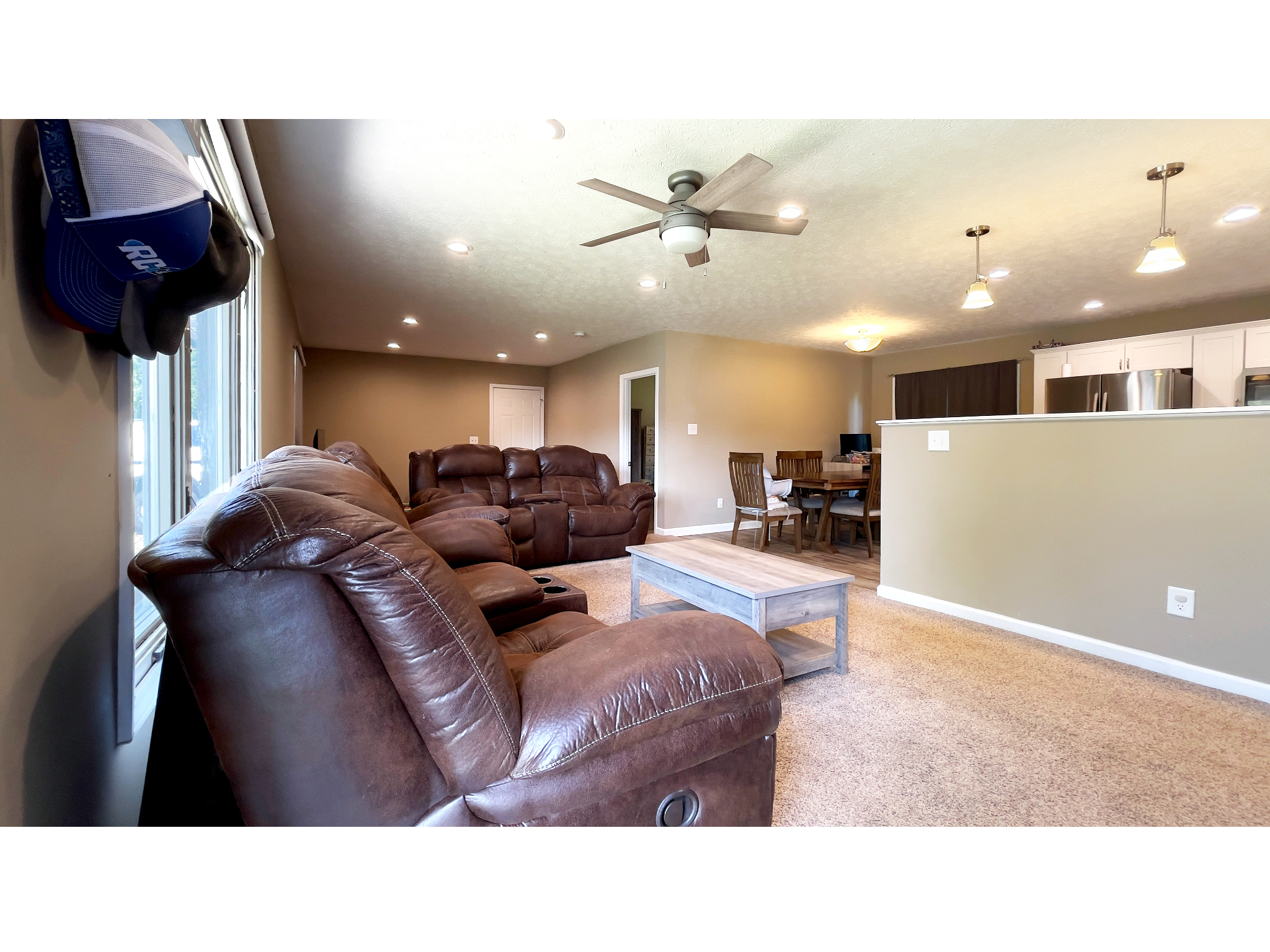 11 Sunset Manor