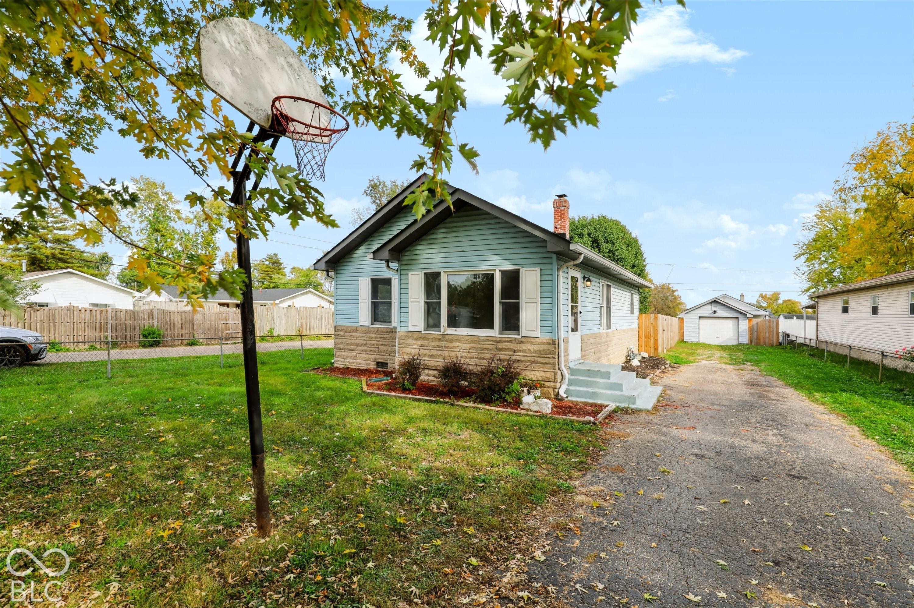 303 S Gerrard Drive