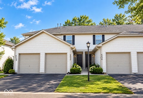 Photo of 6032 Southbay Drive, Indianapolis, IN 46250 (MLS # 22122713)