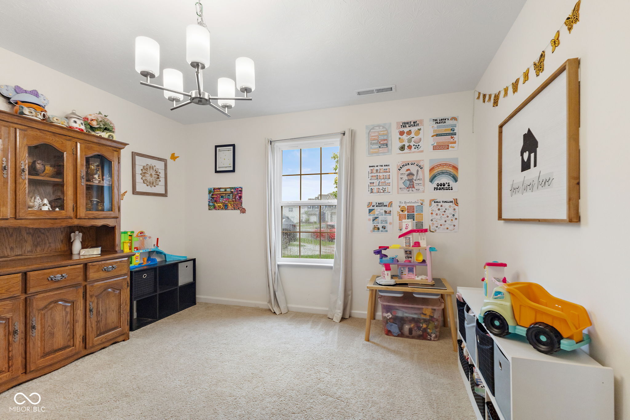 5845 Cresswell Lane