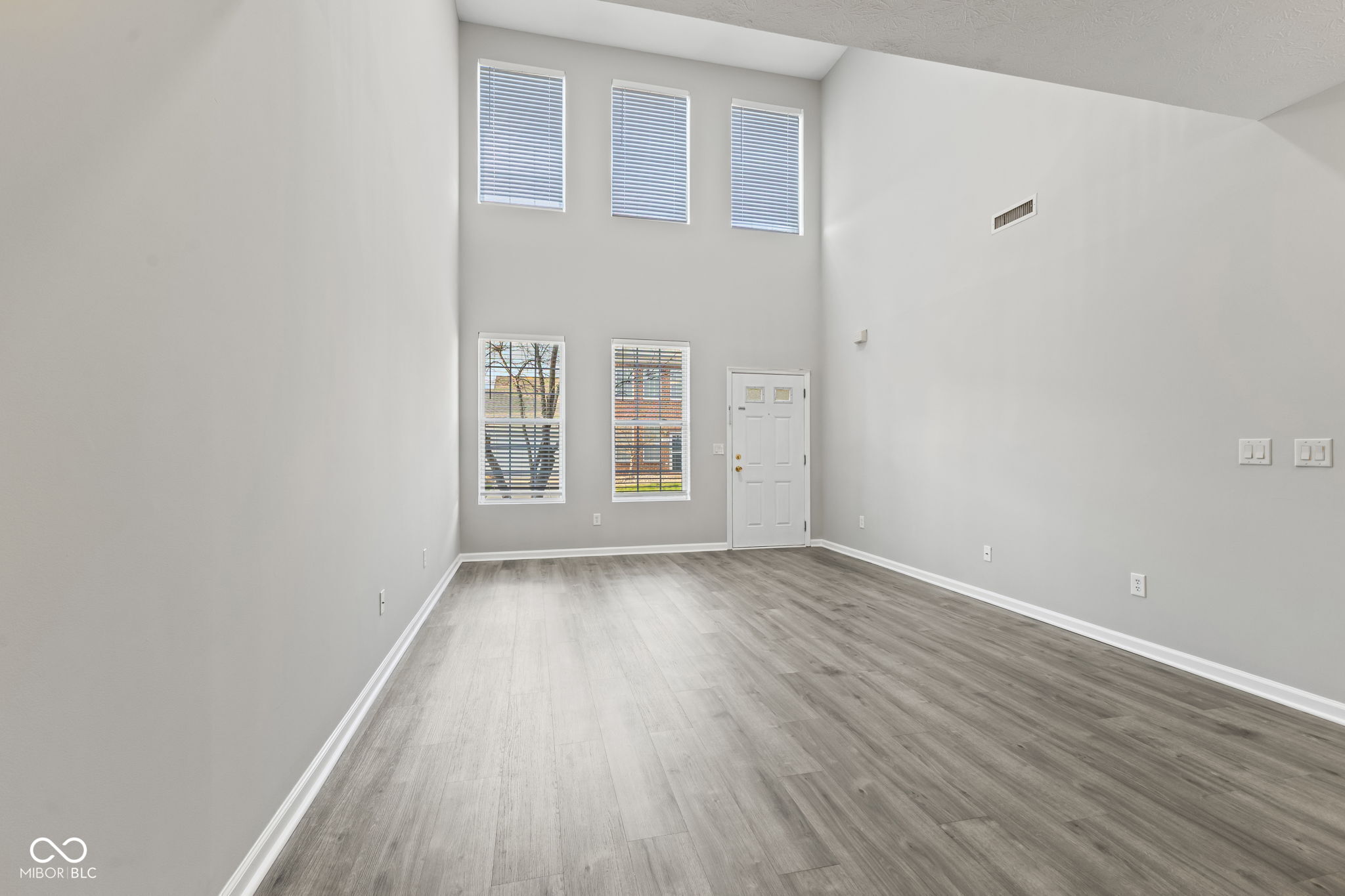 9731 Green Knoll Drive