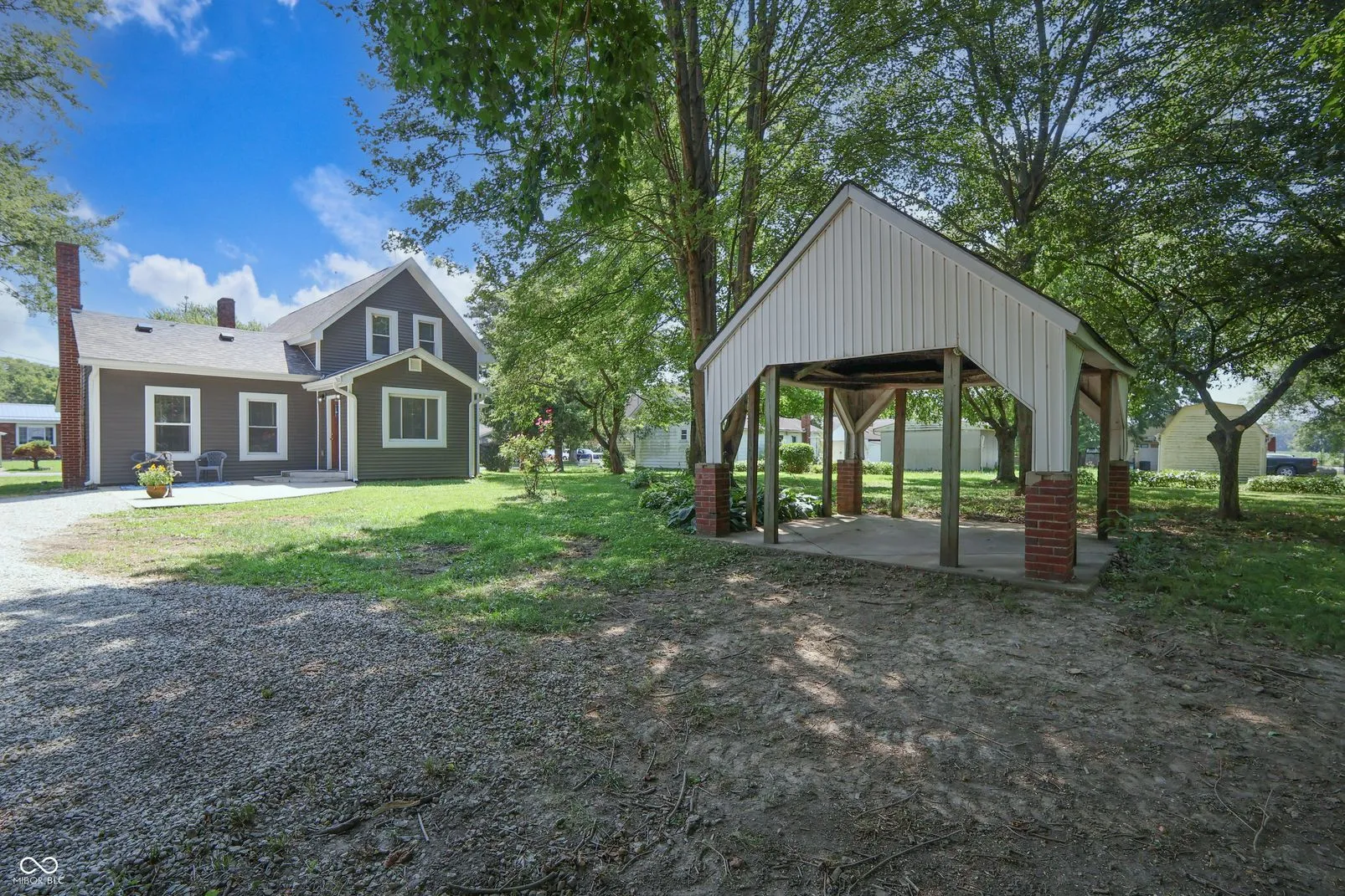 Columbus, Indiana 47203, United States, 3 Bedrooms Bedrooms, ,3 BathroomsBathrooms,Residential,Active,190797