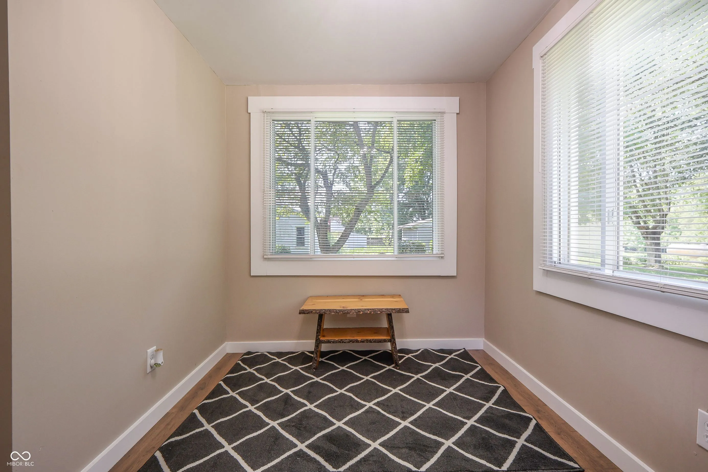 Columbus, Indiana 47203, United States, 3 Bedrooms Bedrooms, ,3 BathroomsBathrooms,Residential,Active,190797