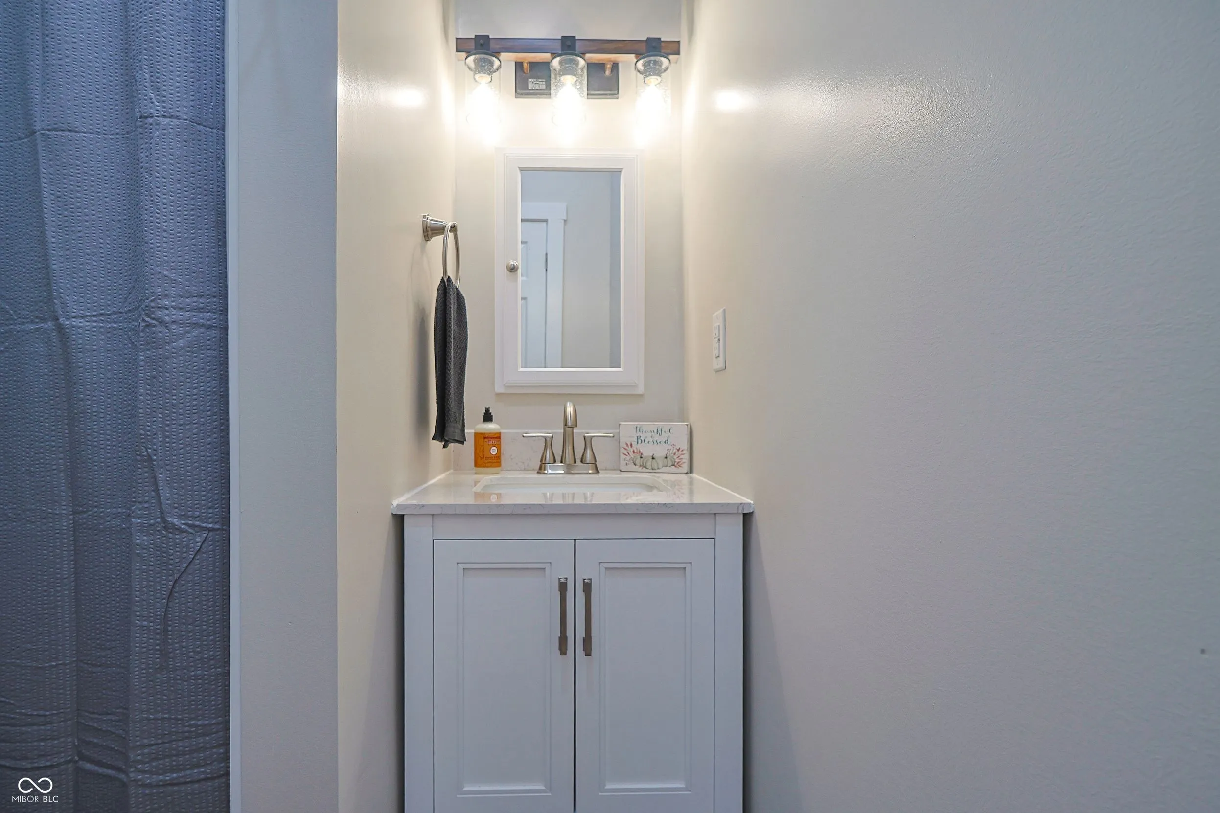 Columbus, Indiana 47203, United States, 3 Bedrooms Bedrooms, ,3 BathroomsBathrooms,Residential,Active,190797