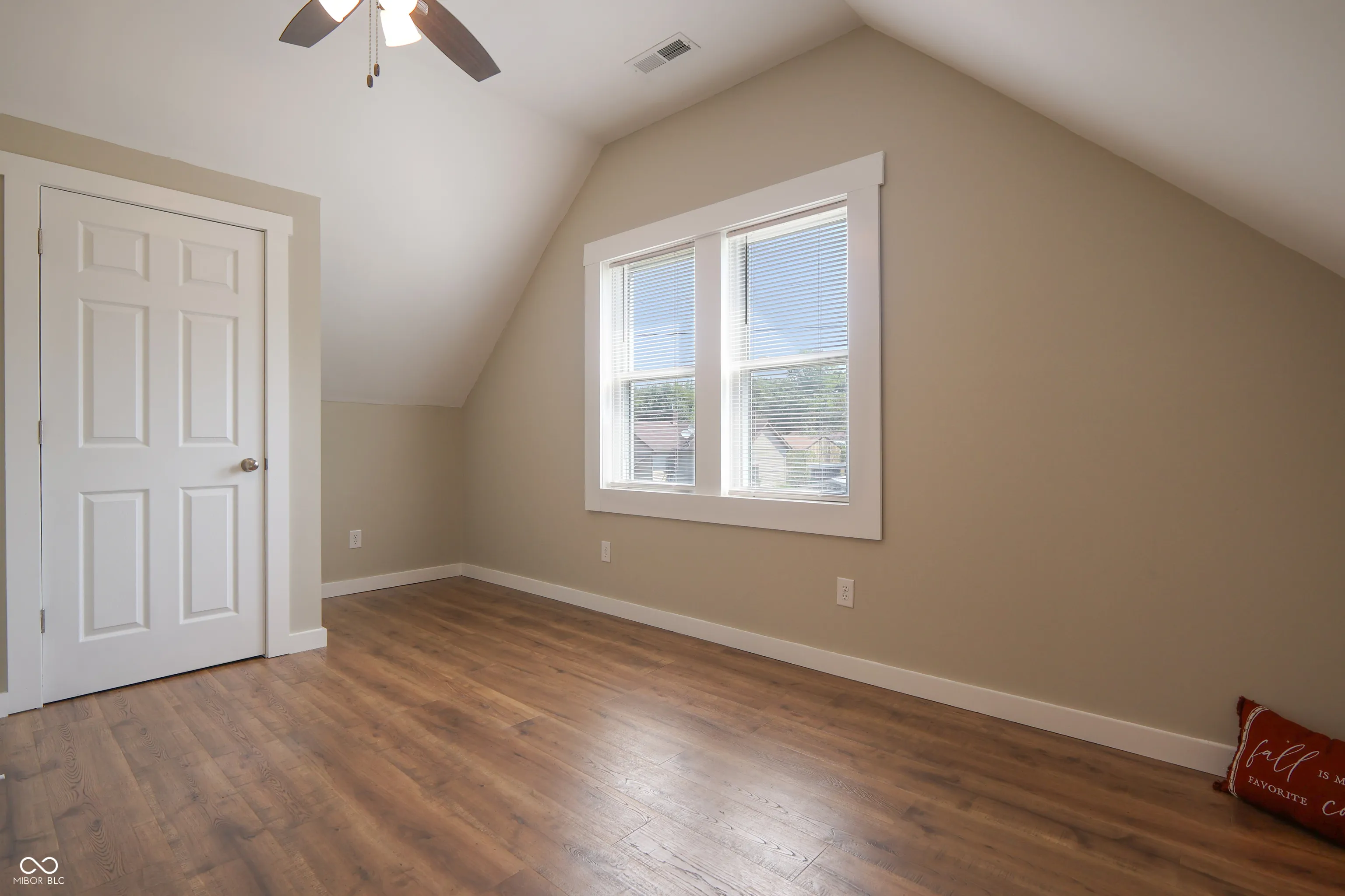 Columbus, Indiana 47203, United States, 3 Bedrooms Bedrooms, ,3 BathroomsBathrooms,Residential,Active,190797