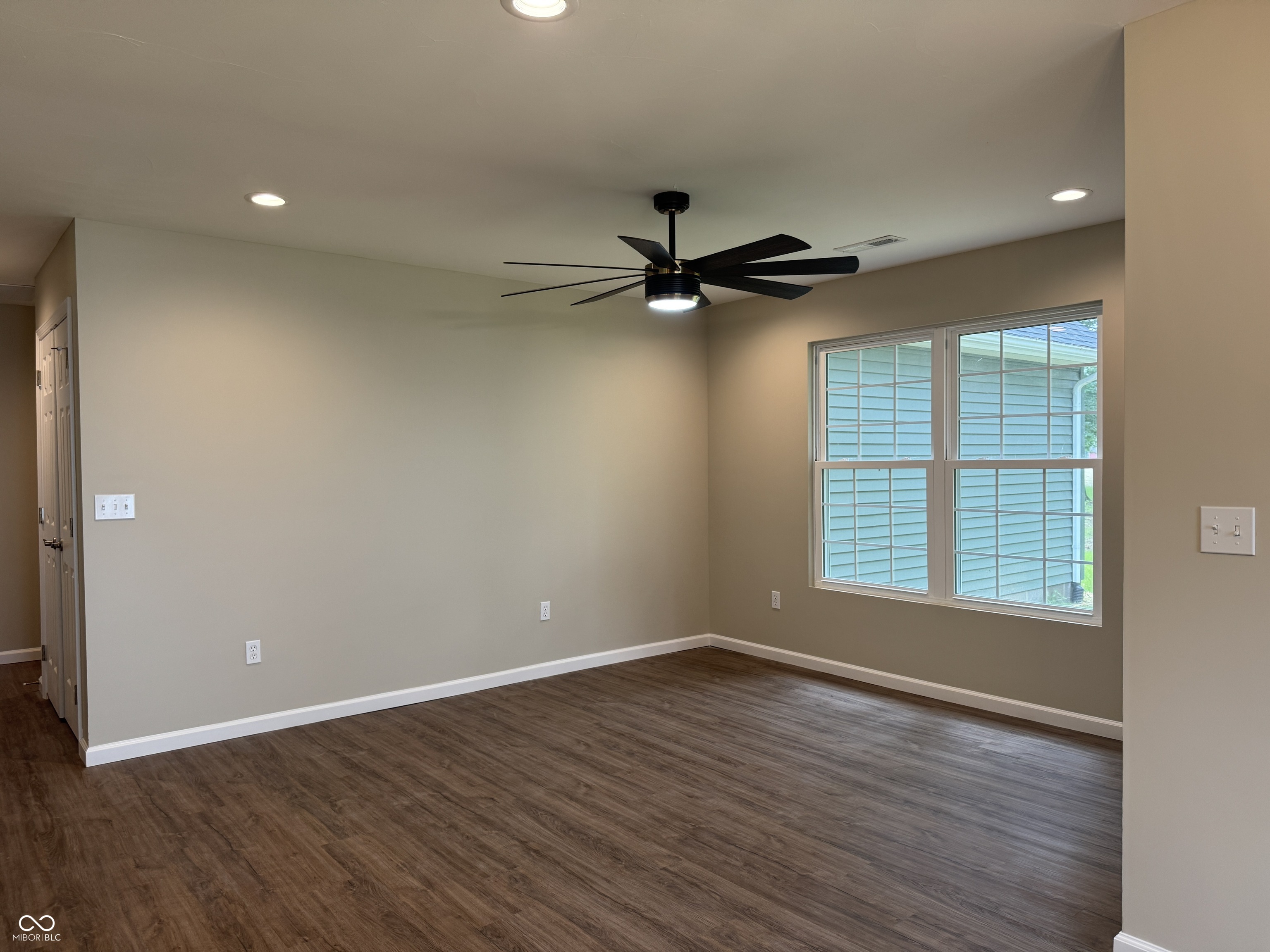 177 W Itawamba Trail
