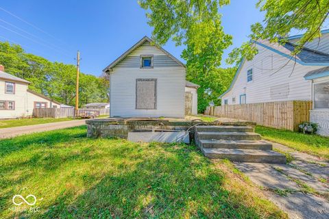 Photo of 1229 N Tuxedo Street, Indianapolis, IN 46201 (MLS # 22064494)