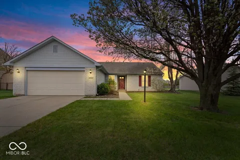 9856 Commonwealth Drive, Fishers, IN 46038 - MLS#: 22029358