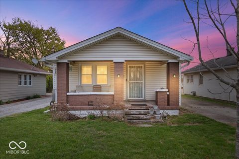 Photo of 735 Ingomar Street, Indianapolis, IN 46241 (MLS # 22092598)