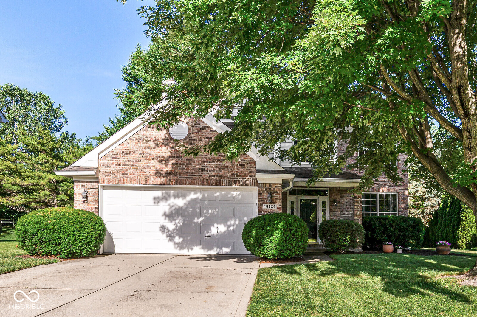 Photo 1 of 35 — 10824 Madeline Court, Fishers, IN 46037