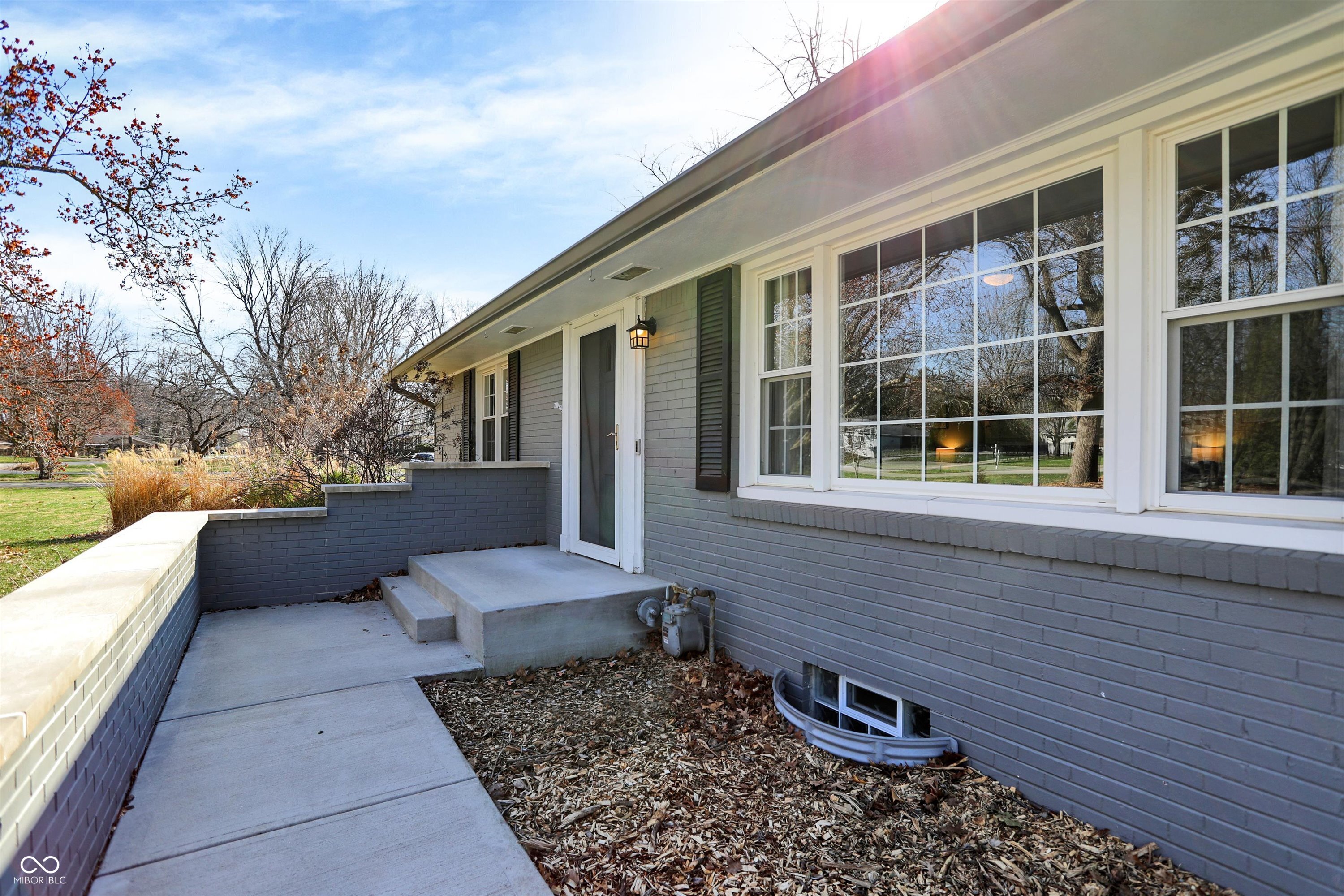 6226 N Parker Avenue