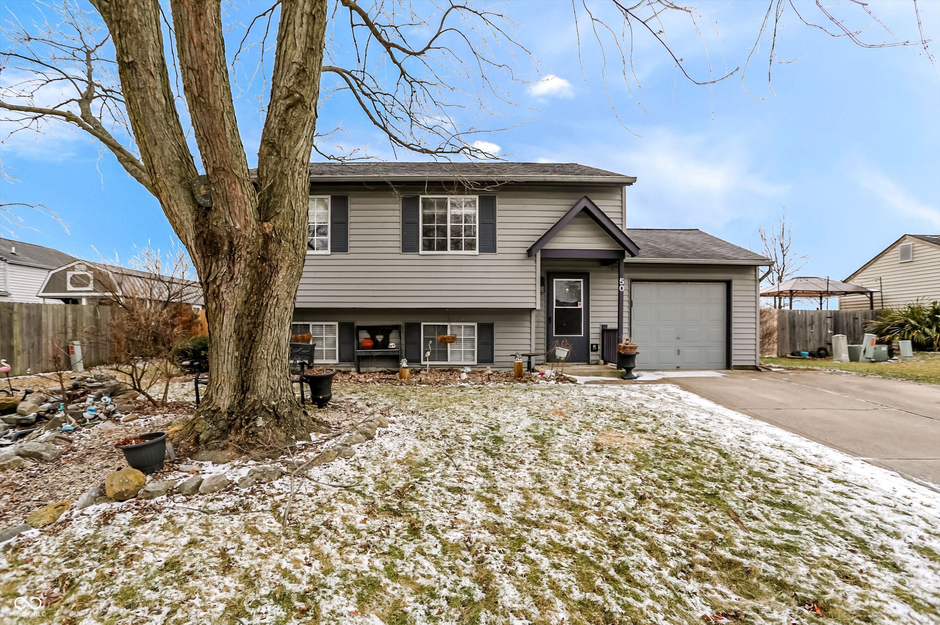 50 Meadow Creek Boulevard