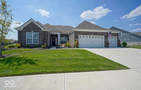Photo of 11517 Flynn Place, Noblesville, IN 46060 (MLS # 22093078)