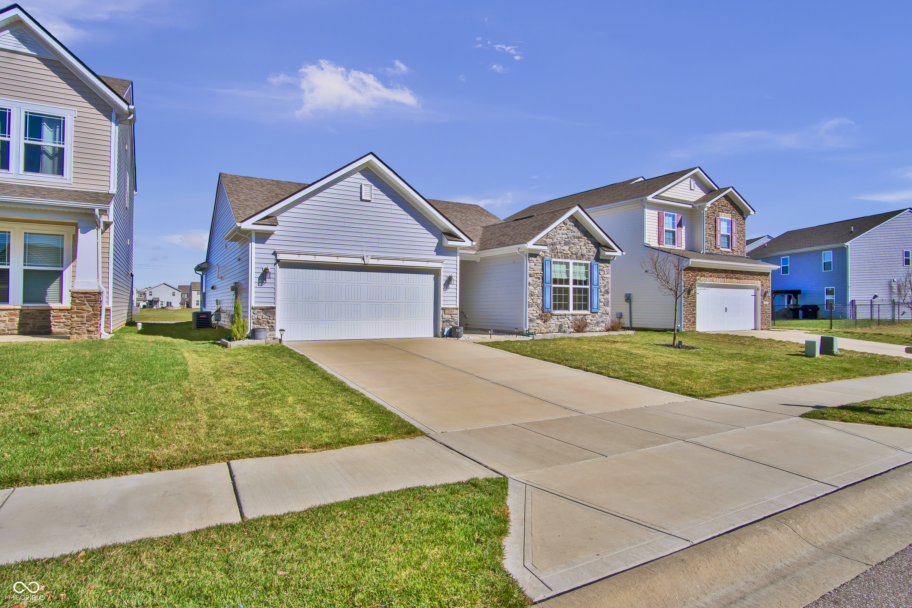 2566 Creek Bank Drive