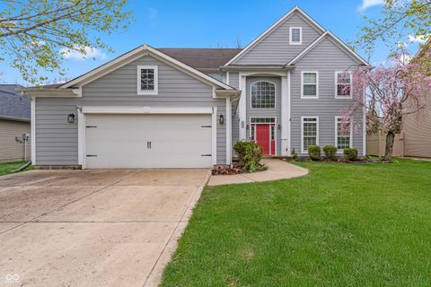 Photo of 3841 Terrace Woods Drive, Columbus, IN 47201 (MLS # 22092147)