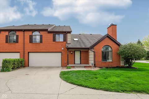 Photo of 9303 Golden Oaks W, Indianapolis, IN 46260 (MLS # 22095462)