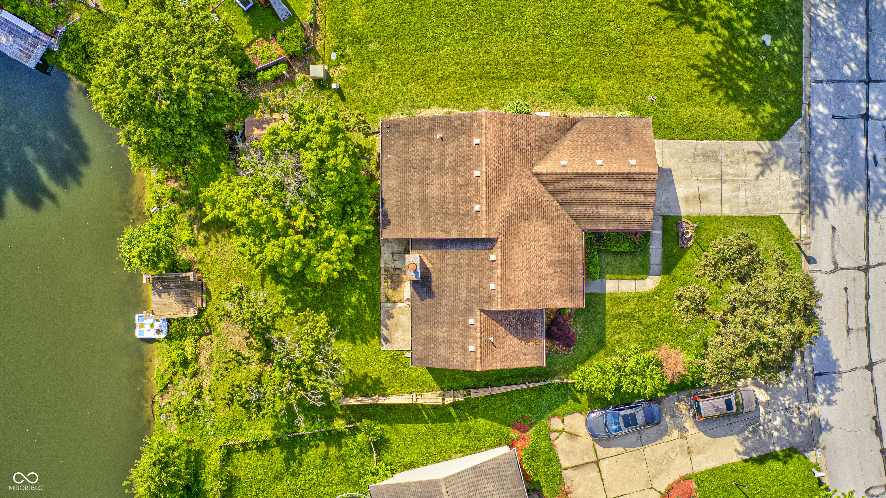 8902 Sunbow Drive