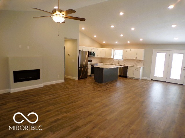 3204 N County Road 900 E