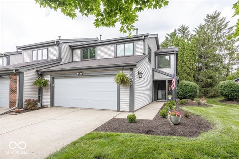 Photo of 8207 Shorewalk Drive, Indianapolis, IN 46236 (MLS # 22106949)