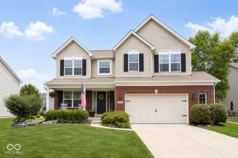 Photo of 7823 Eagles Nest Boulevard, Zionsville, IN 46077 (MLS # 22122692)