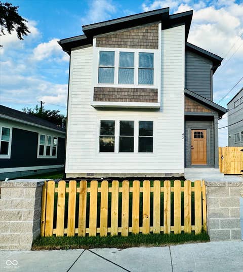 Photo of 421 S Randolph Street, Indianapolis, IN 46201 (MLS # 21978563)