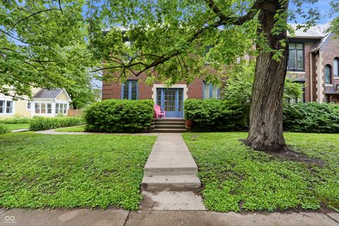 Photo of 1404 Broadway Street #G, Indianapolis, IN 46202 (MLS # 22104242)