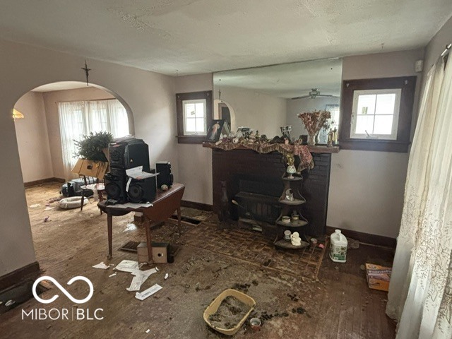 1427 N Drexel Avenue