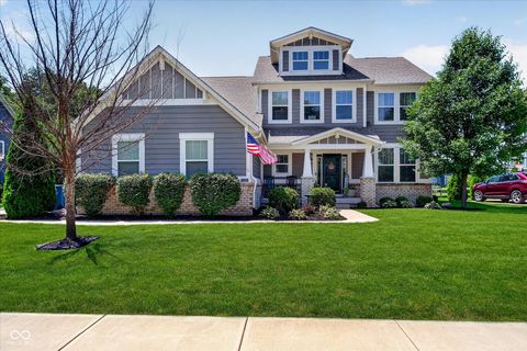 Photo of 13336 Dennison Drive E, Fishers, IN 46037 (MLS # 22107158)