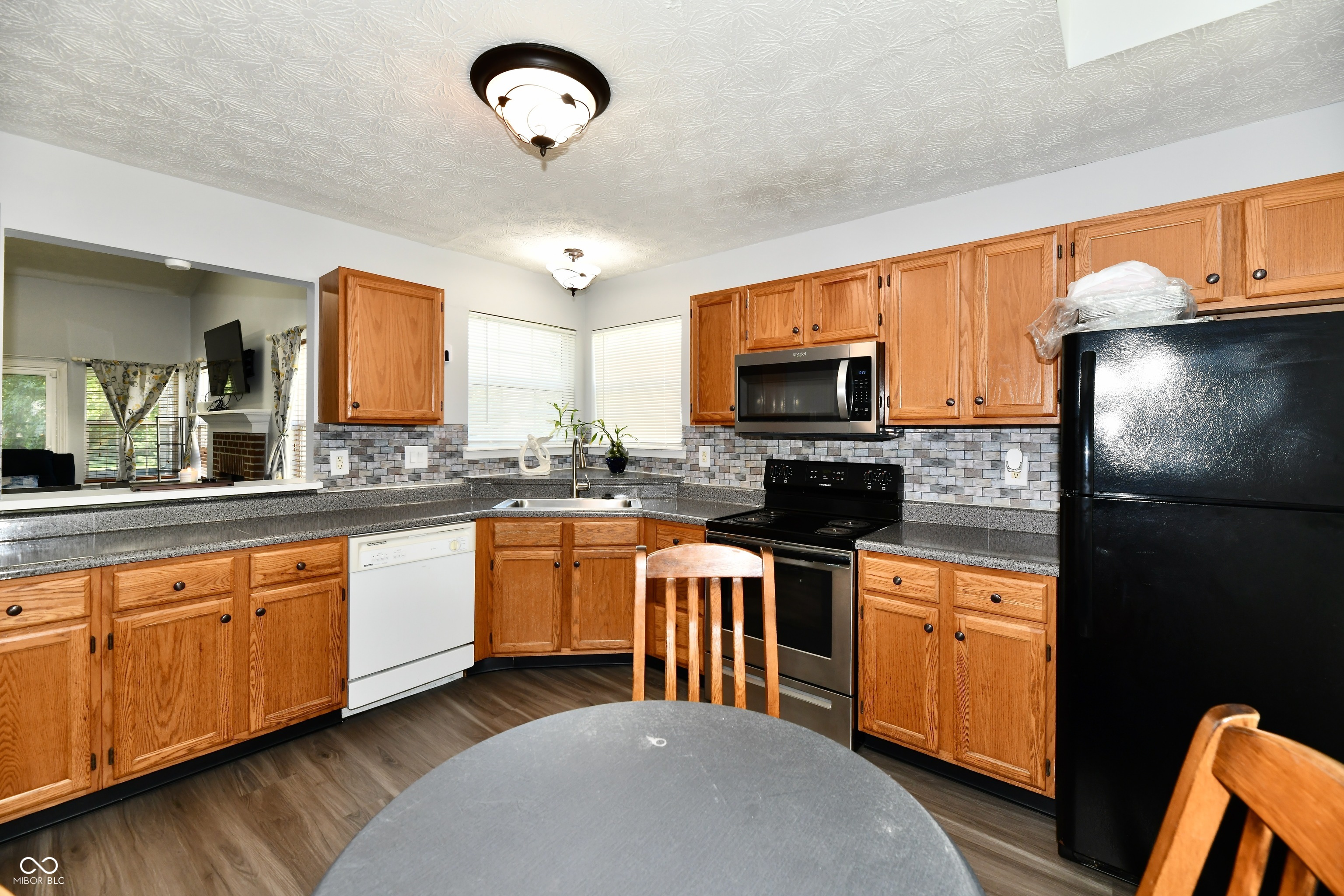 6053 Countrybrook Road