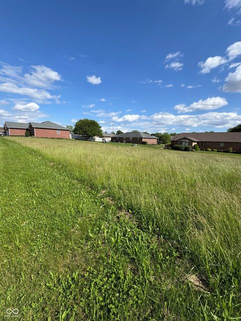 1041 E Jack's Way Greensburg IN 47240