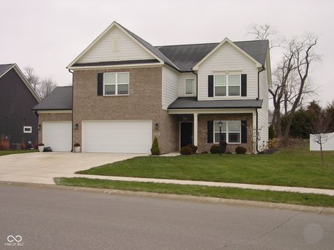 Photo of 4556 W Lakeway Drive, New Palestine, IN 46163 (MLS # 22076312)