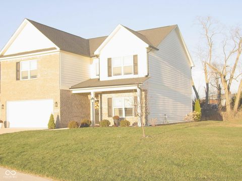 Photo of 4556 W Lakeway Drive, New Palestine, IN 46163 (MLS # 22076312)