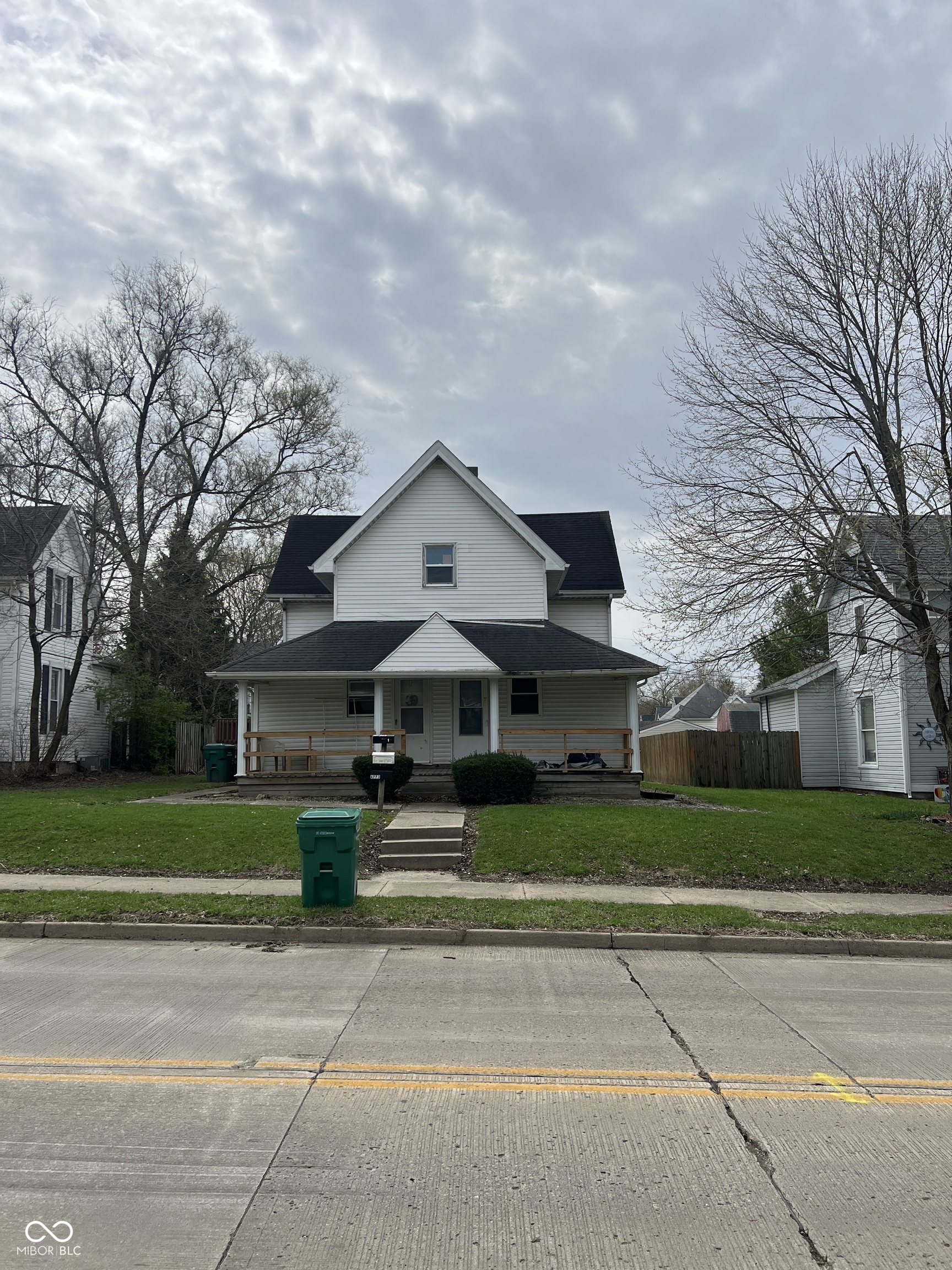 Listing image 2