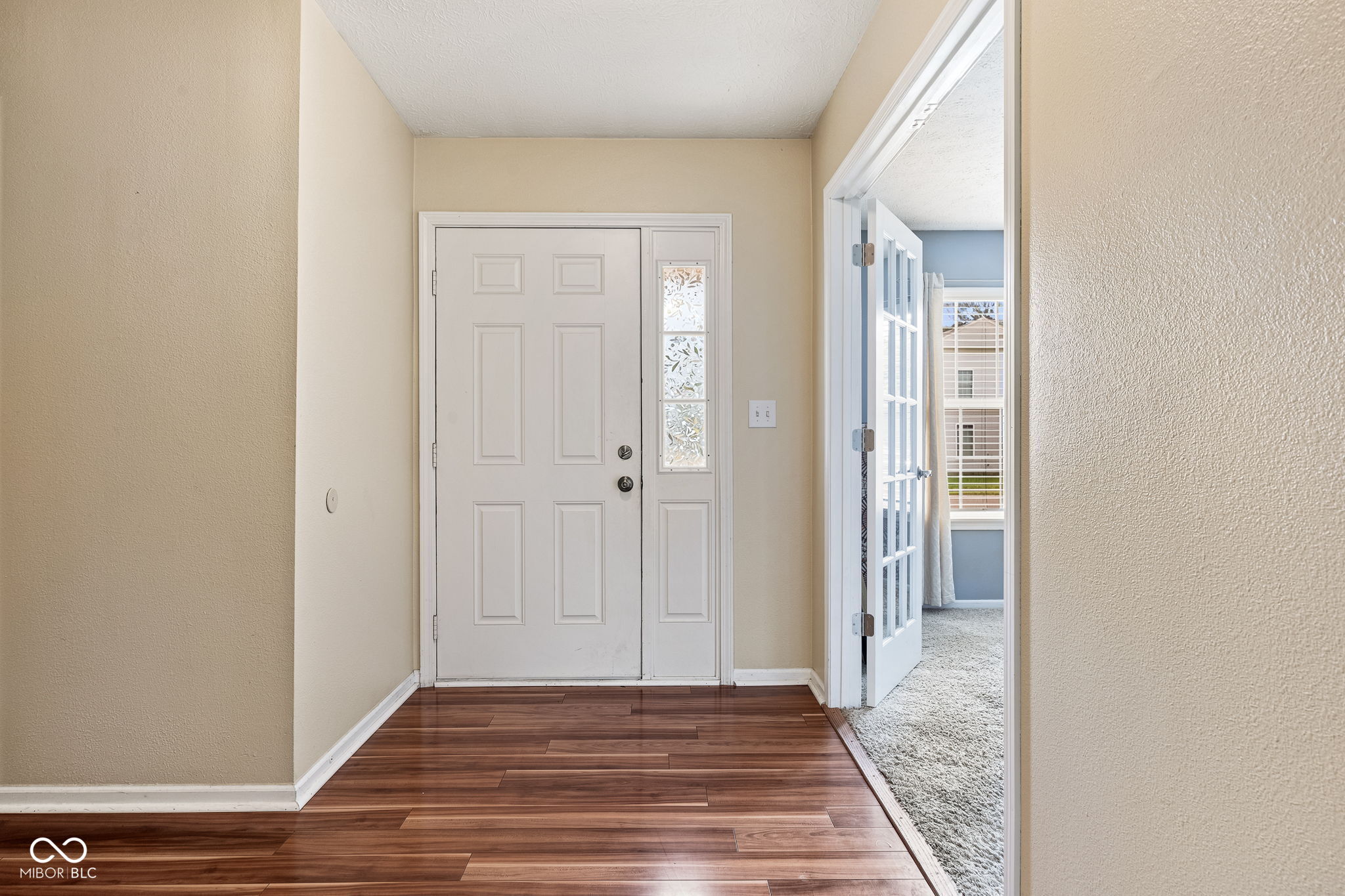 892 Flying Sun Drive