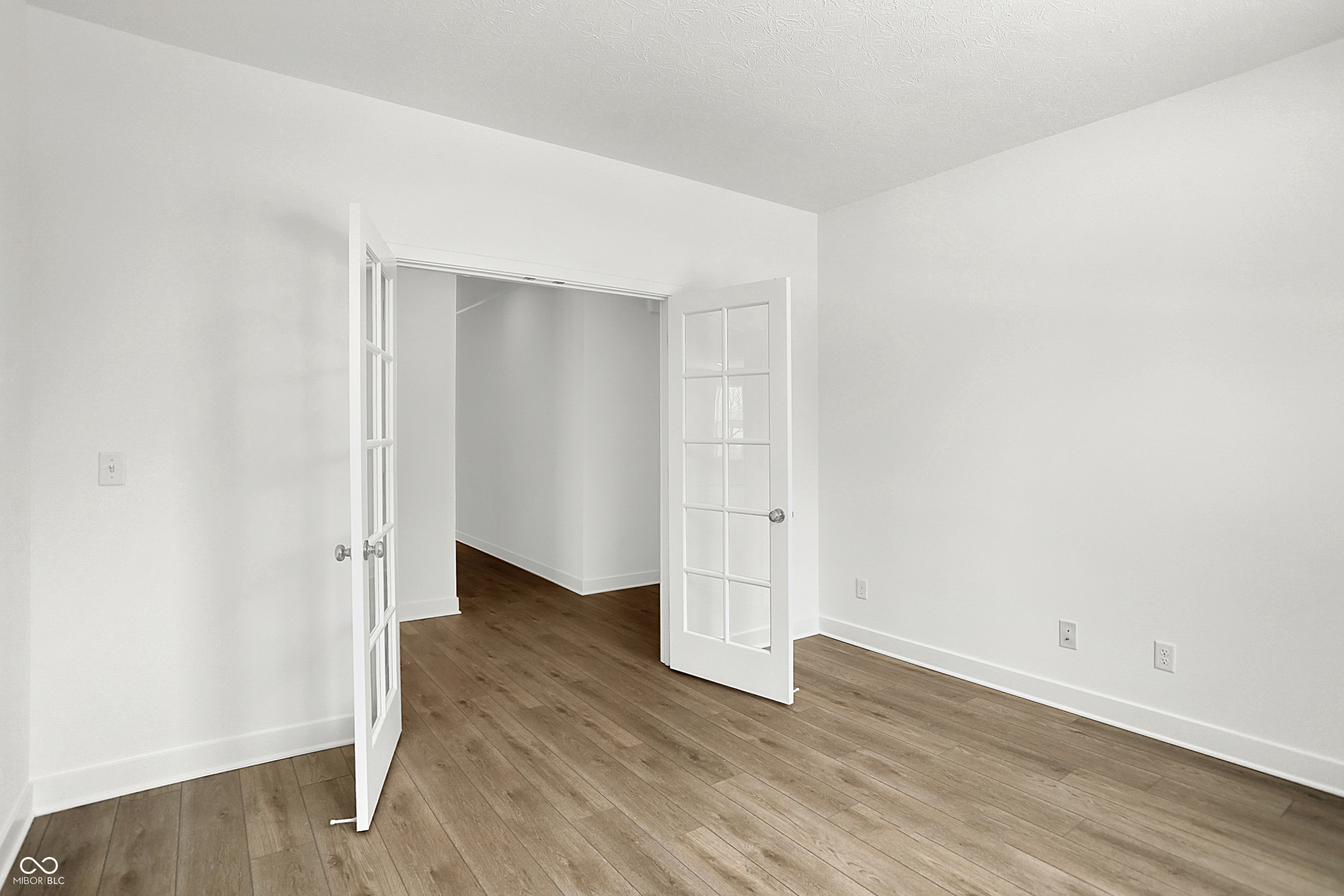 446 Breakwater Drive