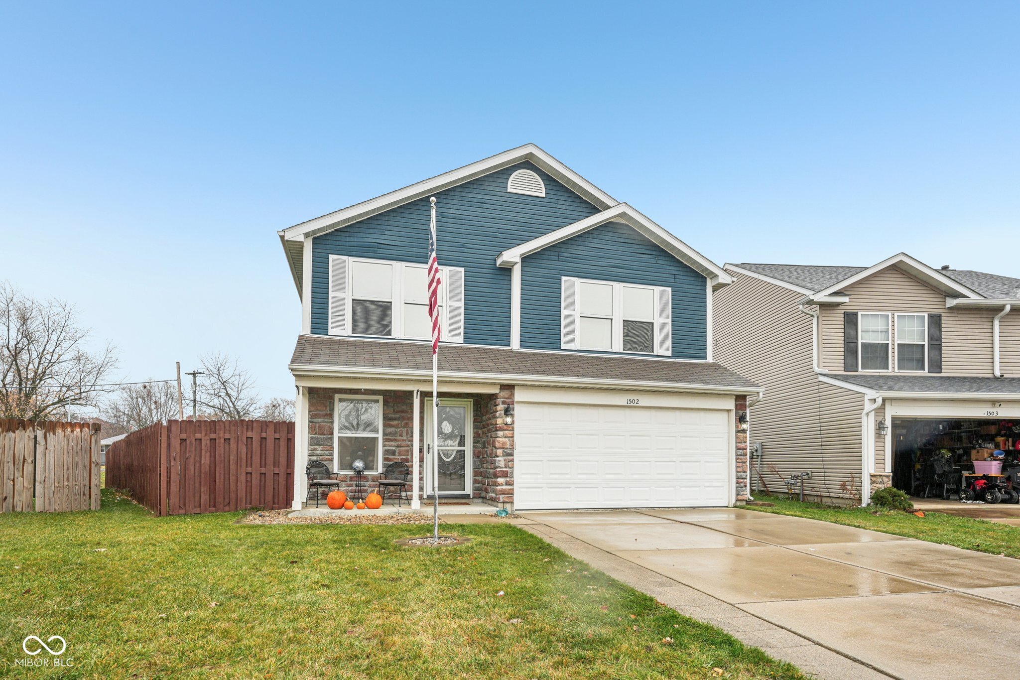 1502 Round Lake Court